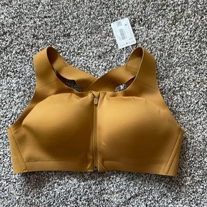Lululemon Enlite Bra zip front 36C